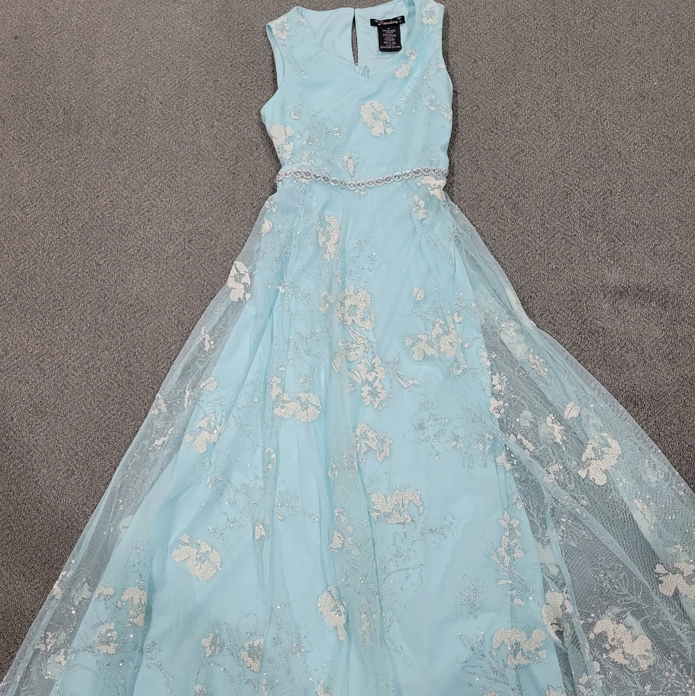 Girls dress